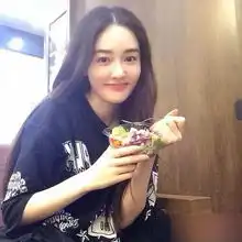 网络女神真颜揭秘靠ps见人的美女6412102