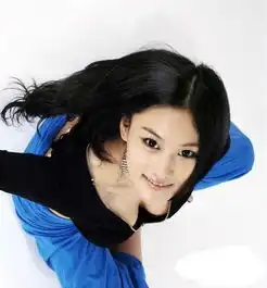 张馨予写真二第一美女玩家酥胸微露代言网络游戏