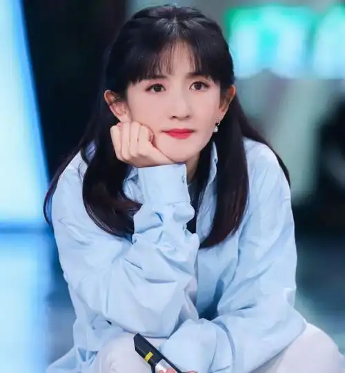 谢娜迎来39岁生日,从丫环专业户到芒果台一姐,她要感谢三个人