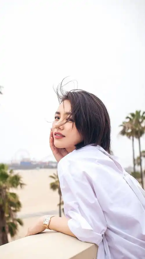 iphone8高清独享马思纯咬嘴唇