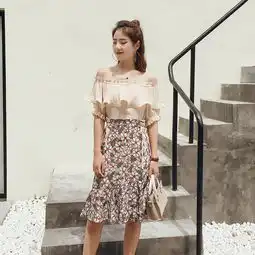 轻熟优雅的连衣裙搭配,细腻精致,满满的都是女人味