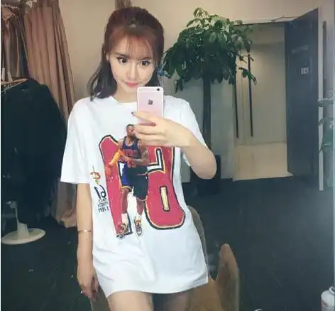 美女詹蜜私照曝光,气质堪比瓦妮莎,球迷这才是真女神
