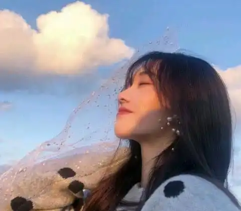 侧脸精致女生头像所有不合时宜的相遇,都遗憾的让人心疼