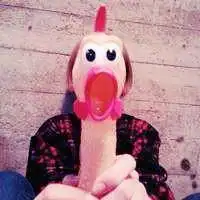 可爱感qq女生头像我猜中了开头却输在了结局