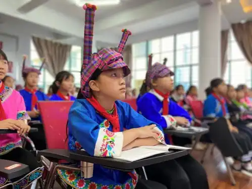 女科学家走进西部少数民族女童班与女童一起探索科学之美