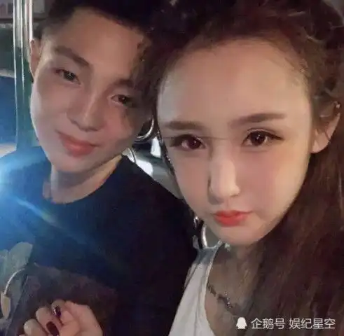 快手一姐为求热度榜上高迪,徒弟一句话惹全网怒喷,底线全无