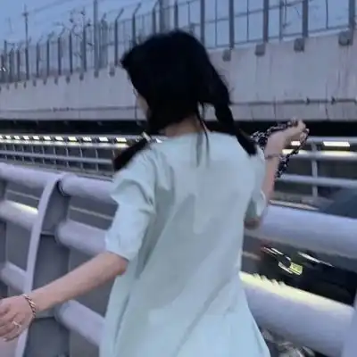 超拽女生头像戴口罩奇招尽出