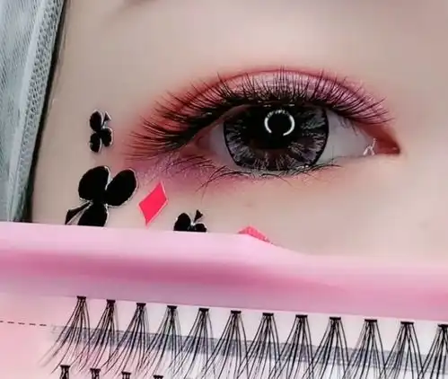 小仙女们,教你在家接睫毛,可自然,可浓密,秒变大眼女神