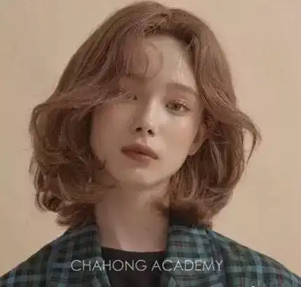 冬季职场装怎么穿,不同性质的场合搭配不同单品,时髦度十足