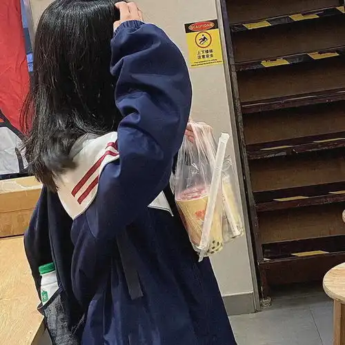 头像丨想也没用没用也想