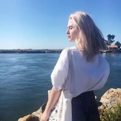 世界上最让人底气十足的事,是被偏爱