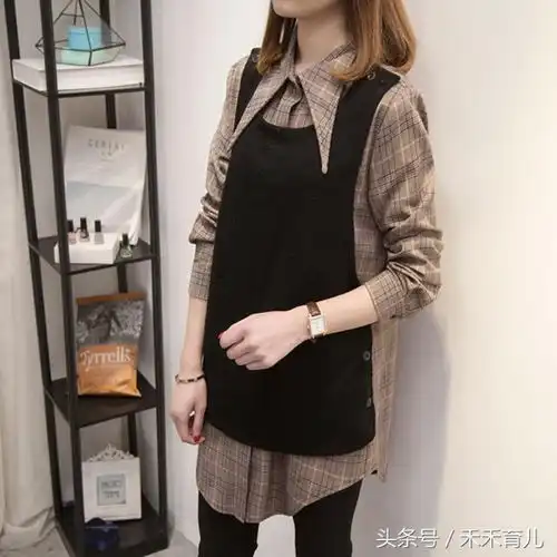 微胖女人,春节过后试试这种两件套衬衫,又美又遮肉很洋气