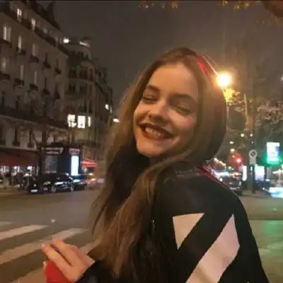 欧美头像女精致的欧美姑娘头像