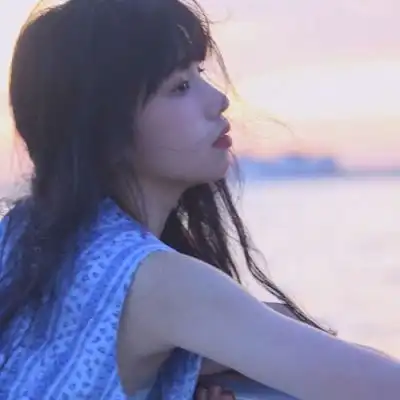 温柔惊艳女头车与车总是相撞人微信头像我要个性网