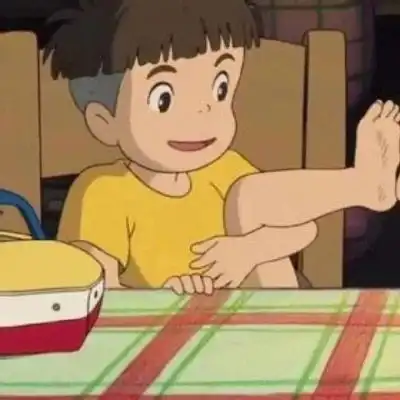 波妞宗介情头两个一起波妞和宗介高清情头双人拥抱