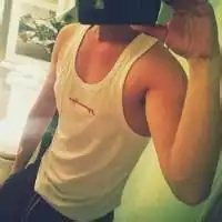 头像吸引女生的头像产子