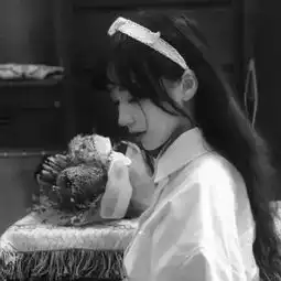 女生头像小清新黑白女头像