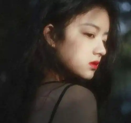 女生姐妹闺蜜头像丧霸气