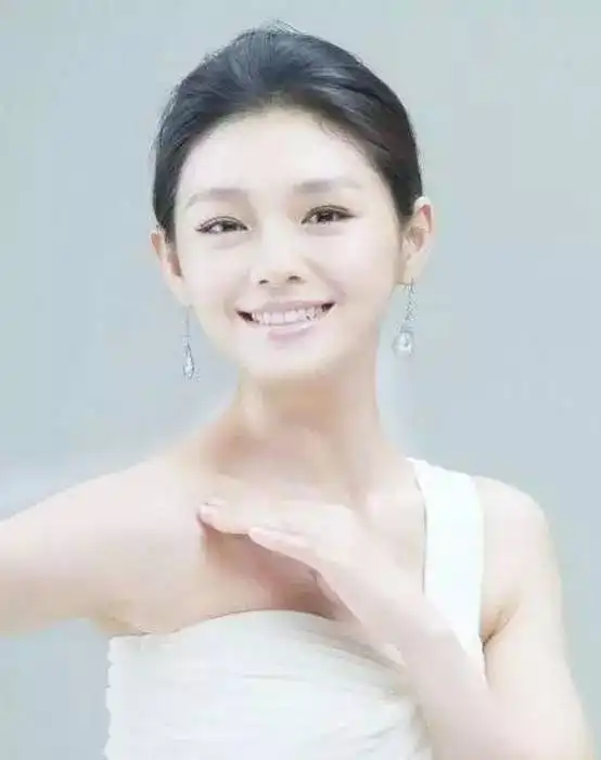 女生头像手捧花大s