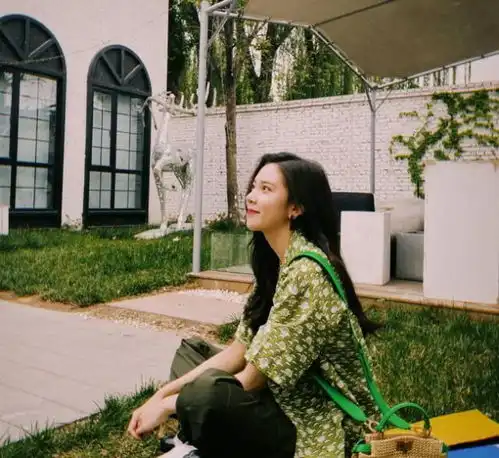 盘点明星私服风格,学会这些你也能成为女团c位