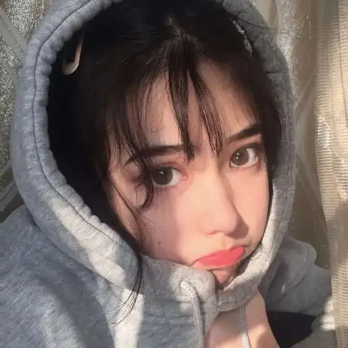 女生头像表达爱意的句子文案