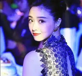 高冷女神都在用的头像蒋