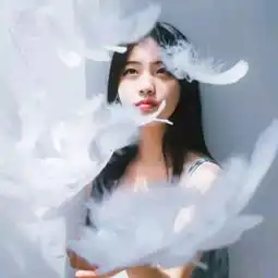 女性信佛的微信头像热评