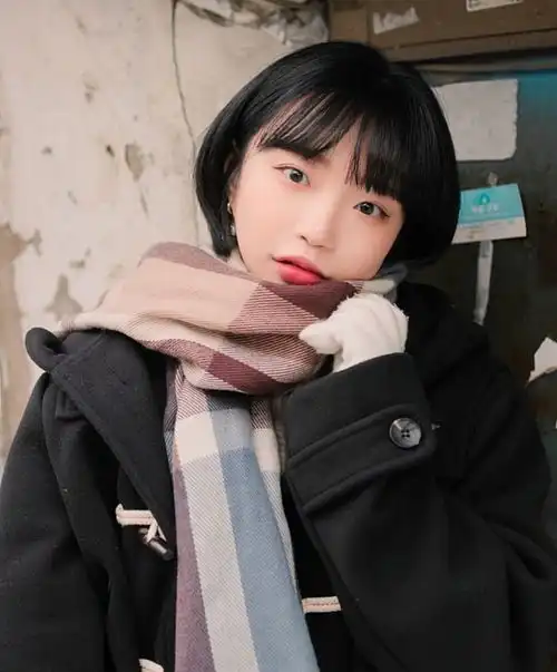 文艺范女生短发,清纯又迷人