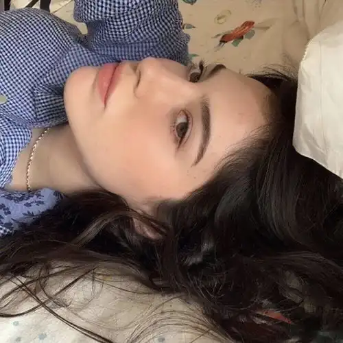 ins高级感女生头像