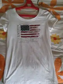 短发15岁女生出席正式场合应该怎么搭配衣服