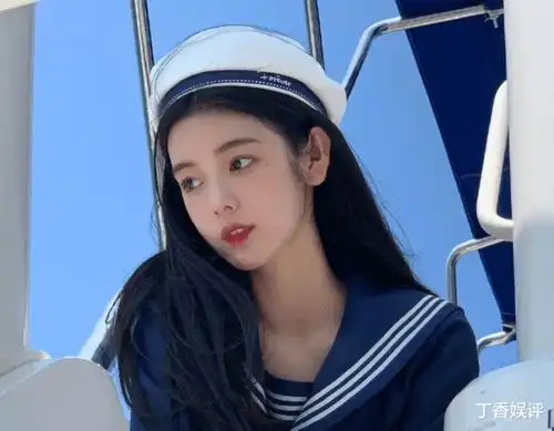 吴亦凡与女网红聊天记录曝出,哄女孩技巧太绝了网友直呼学到了
