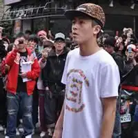 中国成熟沧桑男人头像成熟沧桑男人头像