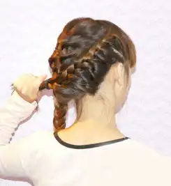 手把手教你韩式diy编发发型塑造清新甜美淑女气质