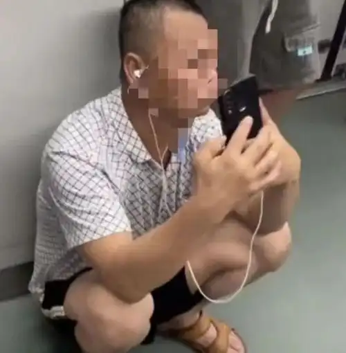 两名女研究生高考期间出圈警示了什么