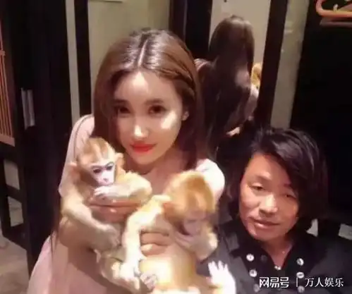 王宝强和95后女友同居女方是知名网红,比马蓉更有姿色