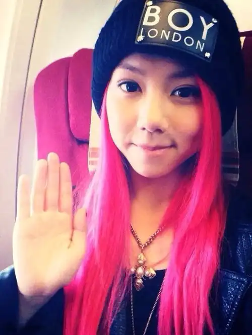 组图美少女爱自拍邓紫棋海量生活美照曝光