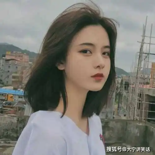 搞笑gif你们一个都不要跑,把你们一个个都转晕
