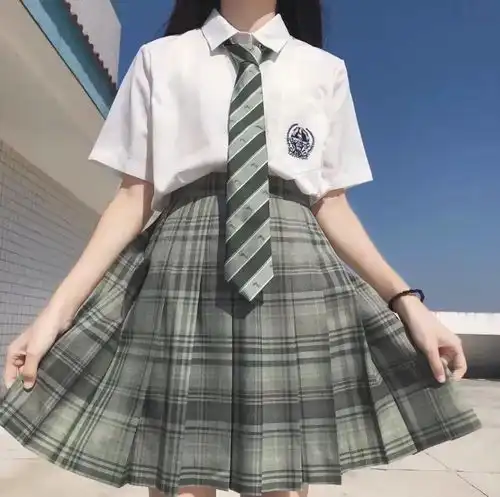 好看部位女生头像光落在你脸上可爱一如既往