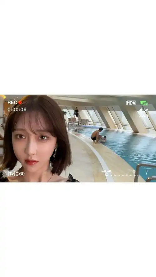 想起你的时候还是会难过,遇见你的时候也不会放过你美女