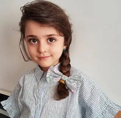 这个8岁小女孩,让你看了竟不敢相信自己的眼睛