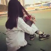 可爱女生头像眼泪是爱情的潜规则