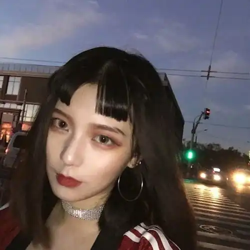 快手流行头像女生可爱女