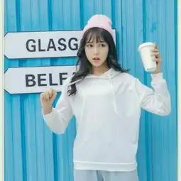 蓝天图片唯美女生头像范