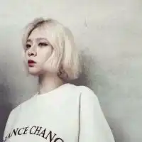 霸气短发女生头像超拽时尚微信头像图片大全