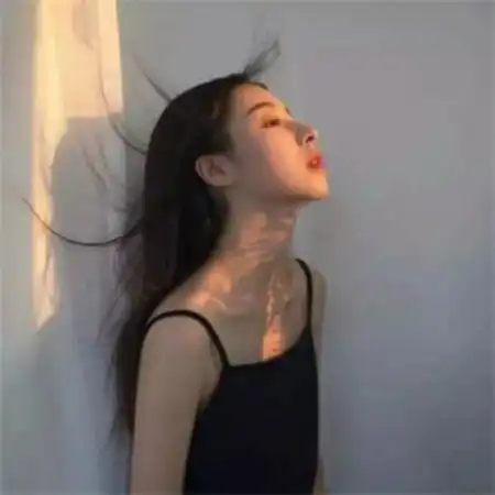 可爱甜美青春女生头像,全部是夏天的美女头
