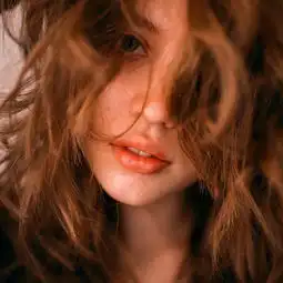 90后俄罗斯摄影师maratsafin色彩饱满的情绪人像