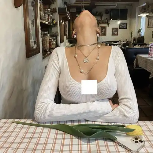 男女亲密接触时,千万要做好防护措施