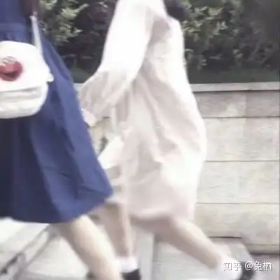 女生白色简约头像兄弟