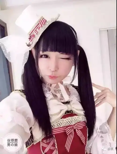 超越孙怡清纯无敌小萝莉卸妆后天崩地裂这是报复社会啊