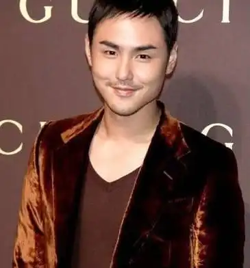 阮经天恋情疑曝光,经纪人现身回应却坐实了另一个传闻